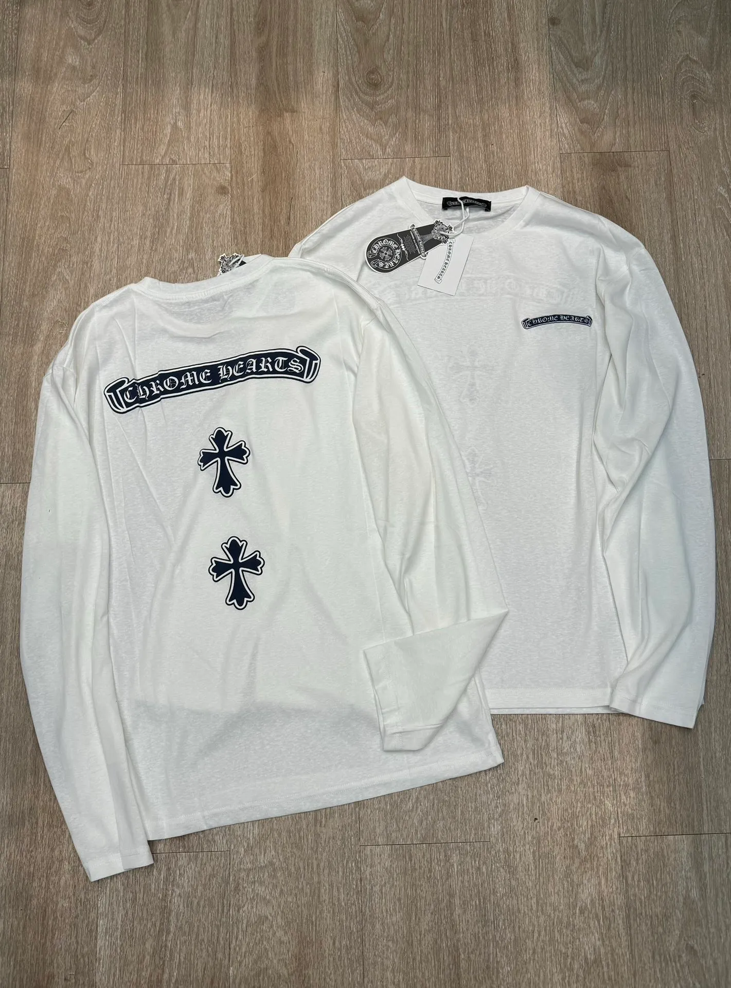 P178 M286#ChromeHeart•🇺🇸25ss Sanskrit letter printed linen thin sunscreen long sleeves ✅✅✅Ready stock Focus on quality and compare at will Size: S M L Color: White
